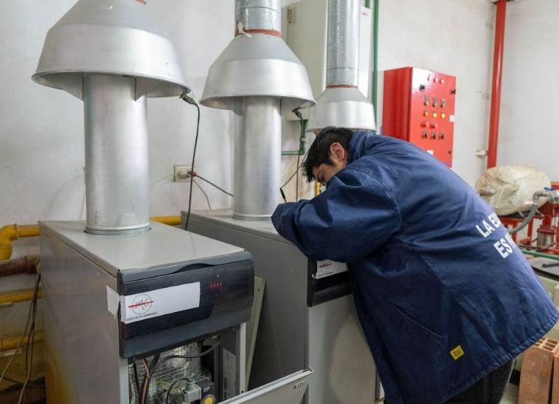 Comenzó el plan de mantenimiento escolar de verano para garantizar escuelas en condiciones