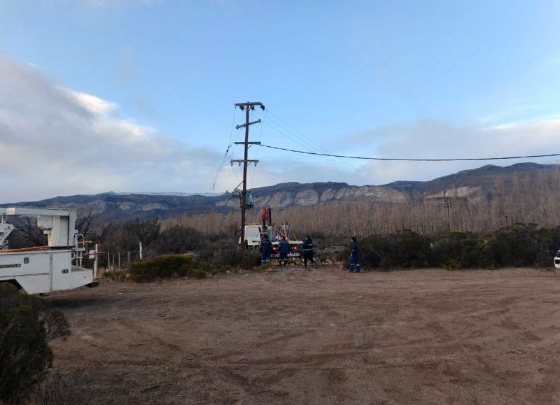 Lago Posadas: realizan mejoras clave para optimizar la calidad y confiabilidad del servicio eléctrico