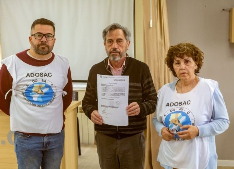 El Gobierno provincial convocó a ADOSAC a una nueva mesa paritaria